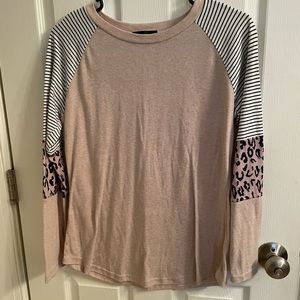Long sleeve t-shirt